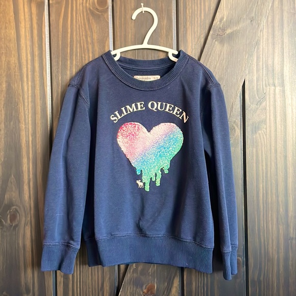 Abercrombie Size 5/6 - flip heart! - Picture 1 of 6